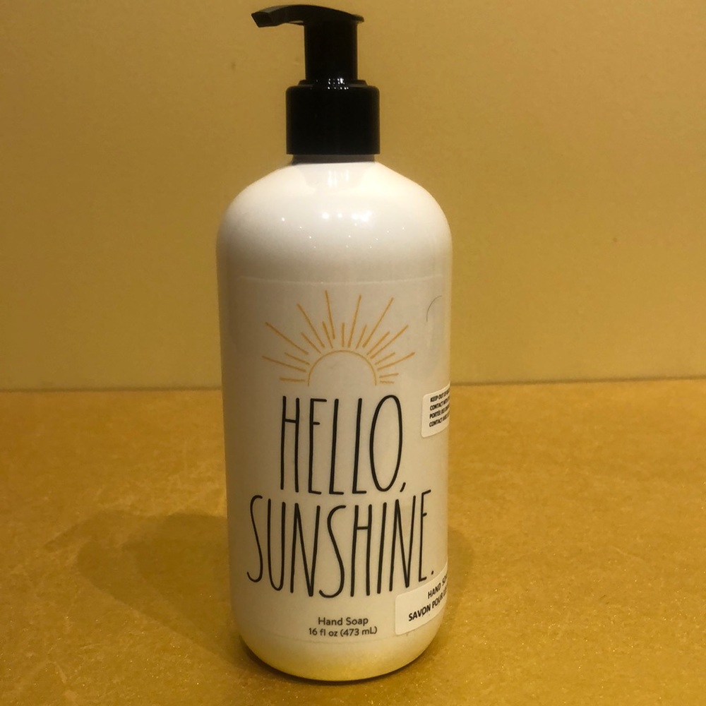 🍒3/30$.RAE DUNN HELLO SUNSHINE HAND SOAP
